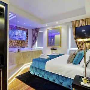  Guest house Trevi Diamond Luxury Suites & Jacuzzi Italy