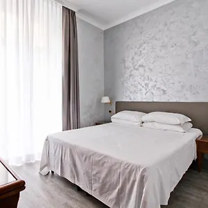 *** Hotel Invictus Italy